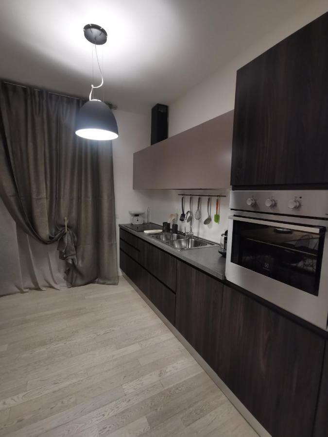 La Casa Di Greta Apartment Монца Екстериор снимка