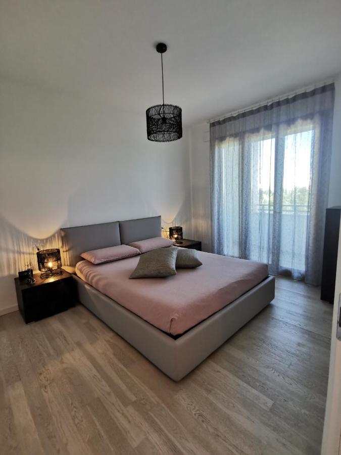 La Casa Di Greta Apartment Монца Екстериор снимка